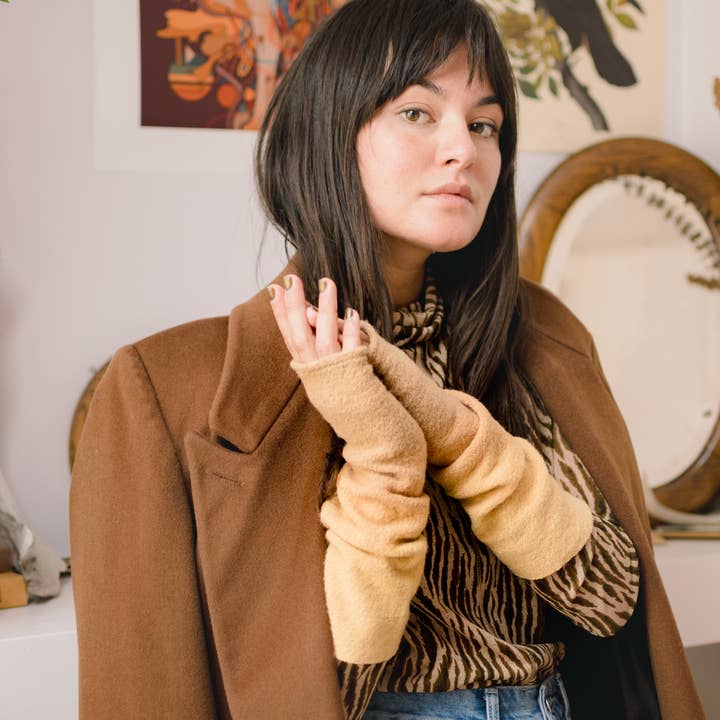 ARAE – wholesale Handskar - Dam – Mod långa fingerlösa handskar Dip Dye//FLER COLORWAYS6