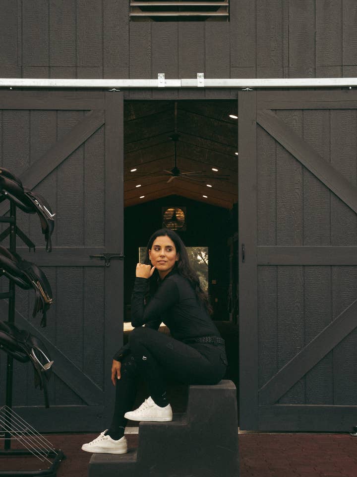 Juliette High Compression Breeches | Black for wholesale on Faire1