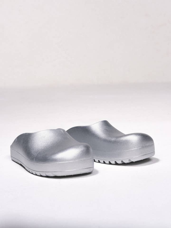 SMF - Wholesale Sandals - Women's - 249975 - Metallic clog sandals5
