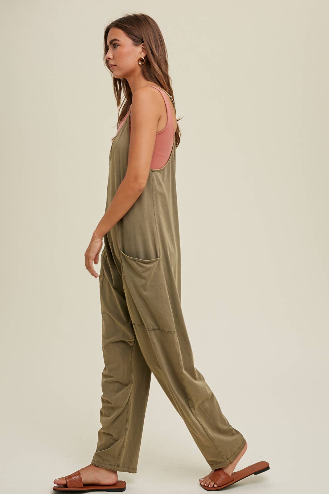 Wishlist Apparel – Engroshandel Jumpsuit - Dame – BEKLÆDNINGSGENSTAND VASKET OVERSIZE STRIKKET JUMPSUIT/WL24-85001