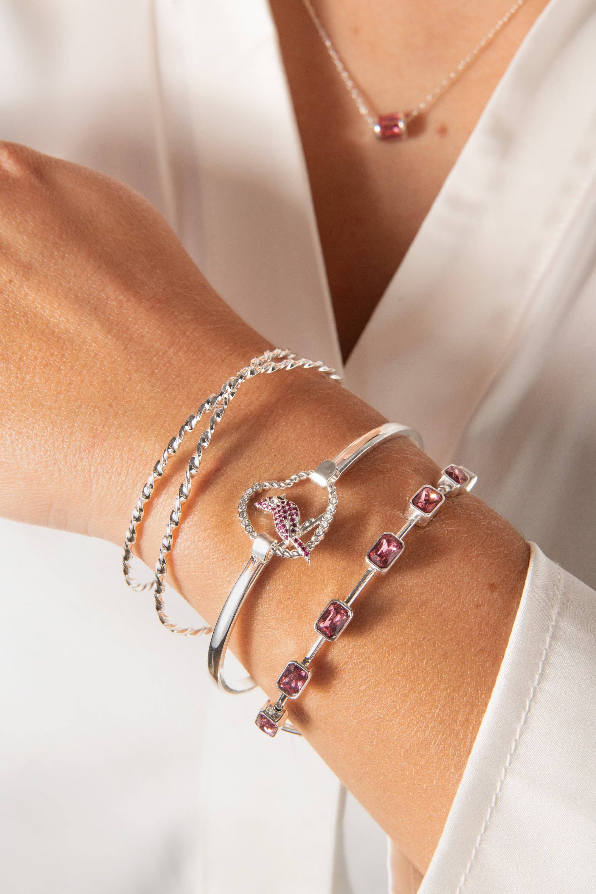 Alex and Ani - Vente Bracelet jonc - Bracelet Jonc Taille Émeraude Pierre de Naissance de Juin3