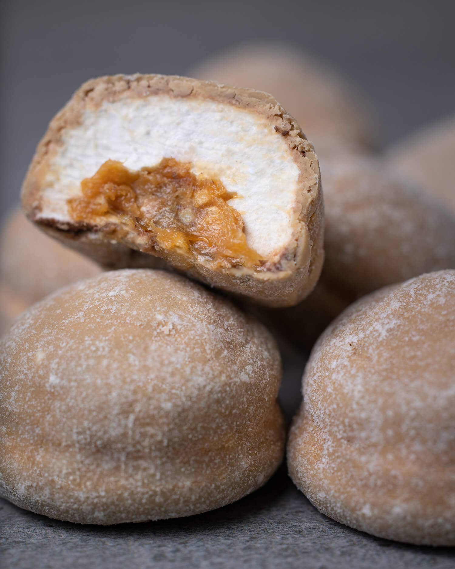 The Mallows - Wholesale Marshmallow - CARAMEL FILLED MALLOWS + DULCE CHOCOLATE 5 x 16G2