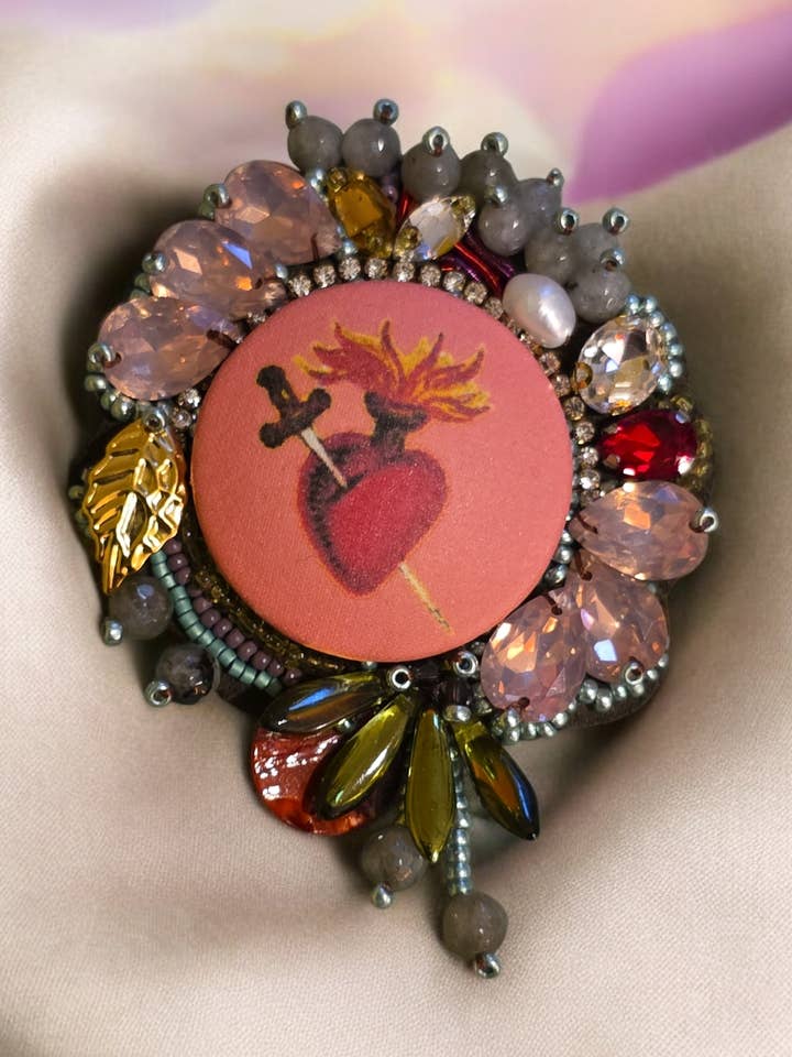 Pink heart for wholesale by ATELIER SINCLAIR