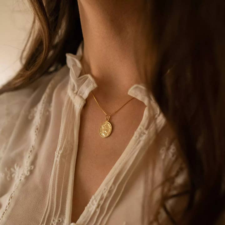 Chunky 18K Gold Lucky Penny Coin Medallion Necklace for wholesale on Faire2