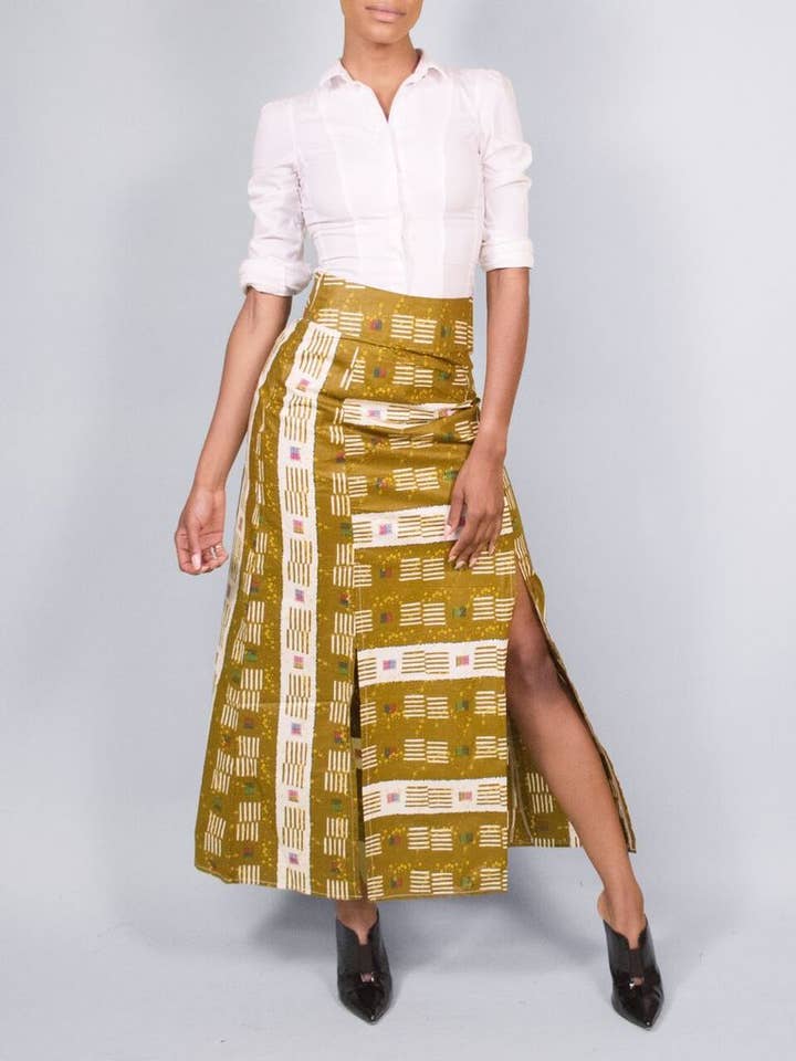 Jupe longue trapèze pour la vente par Cadling Fashions Ltd