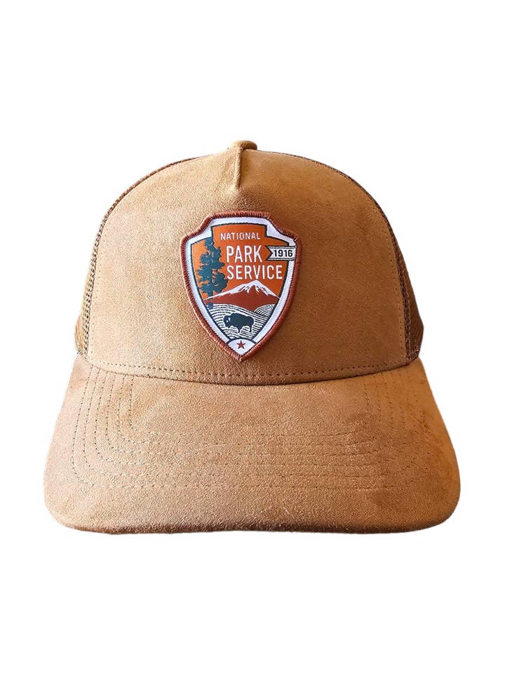Bonnet en daim avec fermeture à bouton-pression du National Park Service pour la vente par PNW Apparel