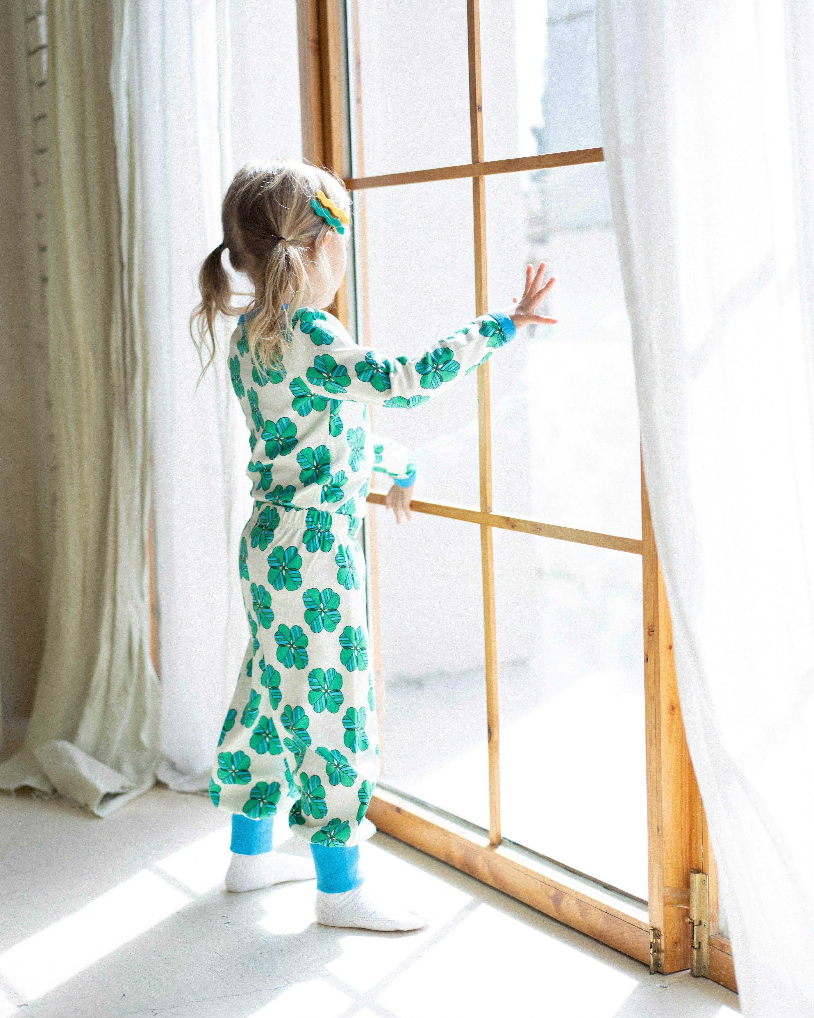 Ameelo – Großhandel Hose – Baby – Bio-Baumwolle Avery Hose - Helles Kleeblatt7