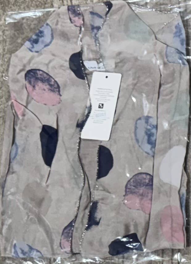 Dance in Paris – Großhandel Strickjacke – Damen – Gepunkteter Cardigan aus elastischer Viskose am Rücken und an den Ärmeln2