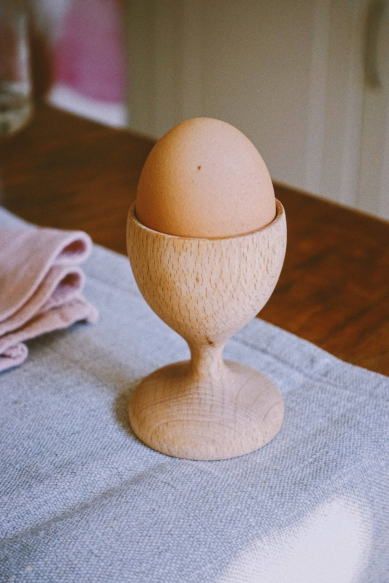 In August Company - Wholesale Egg Cup/Holder - Wooden Egg Cup2