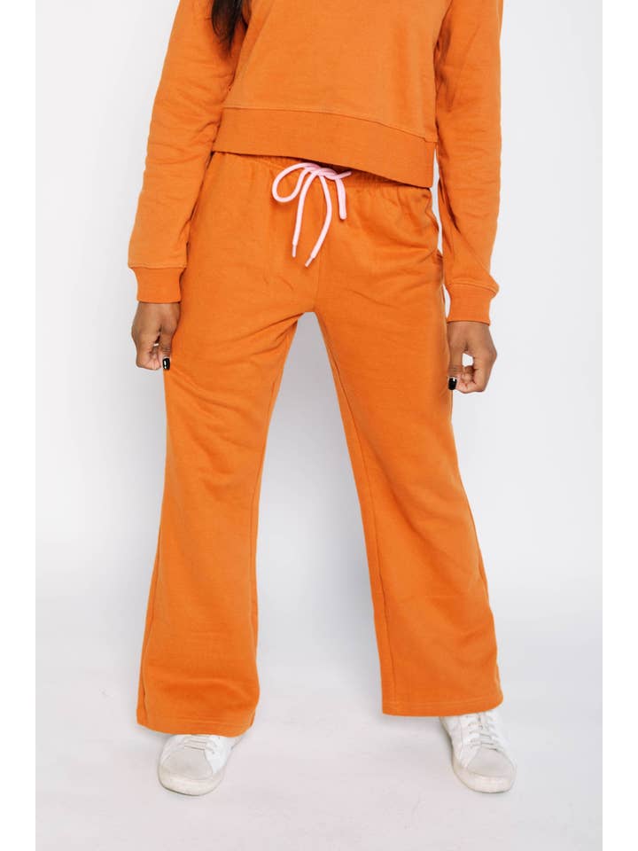 Molly Moran LLC - Wholesale Lounge Sweatpants/Joggers - Women's - Cozy Wide Leg Sweatpants Pants7