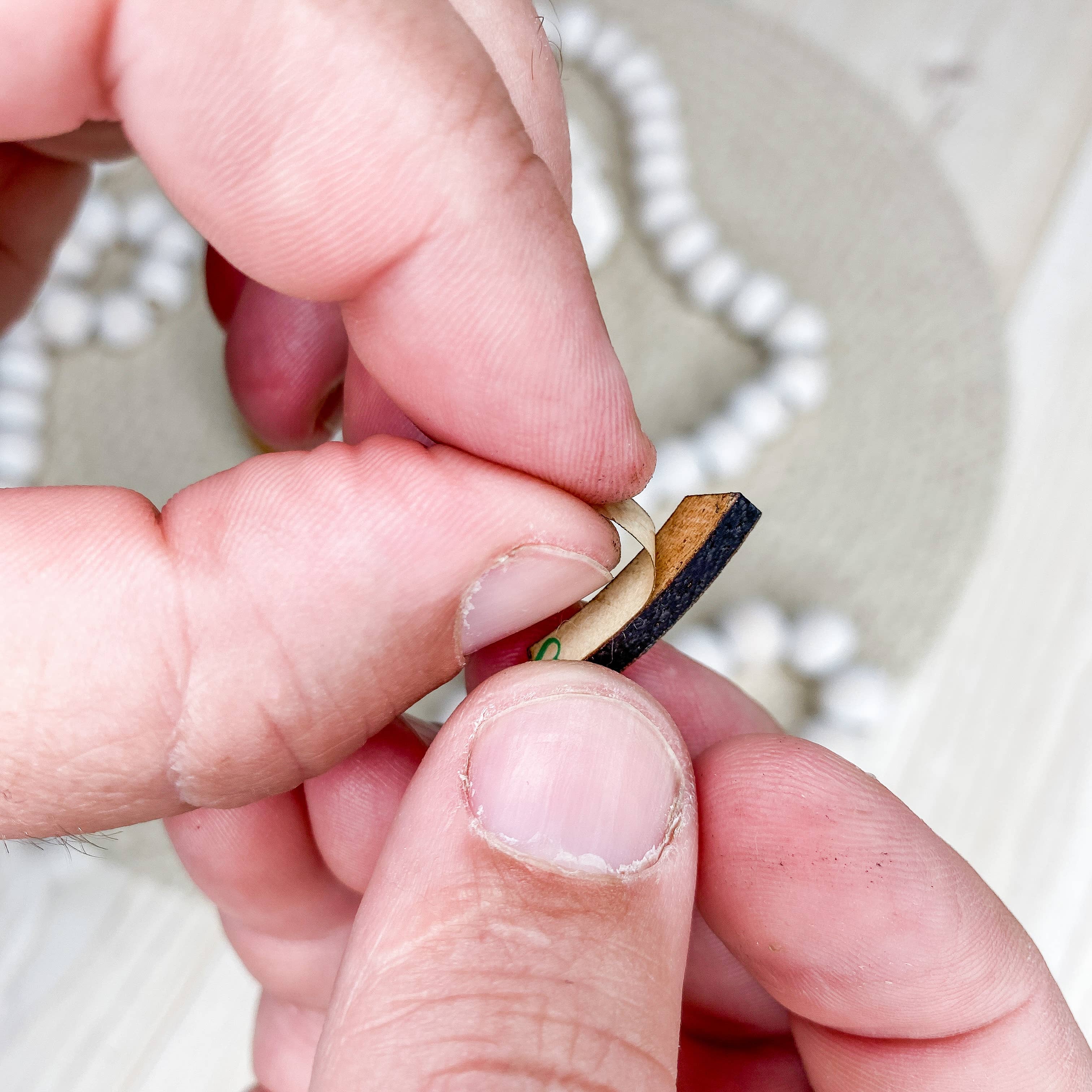 The Cottonseed Marketplace - Wholesale Ornament - Sand Keepsake Ornament - Beach Chairs & Palm Trees3