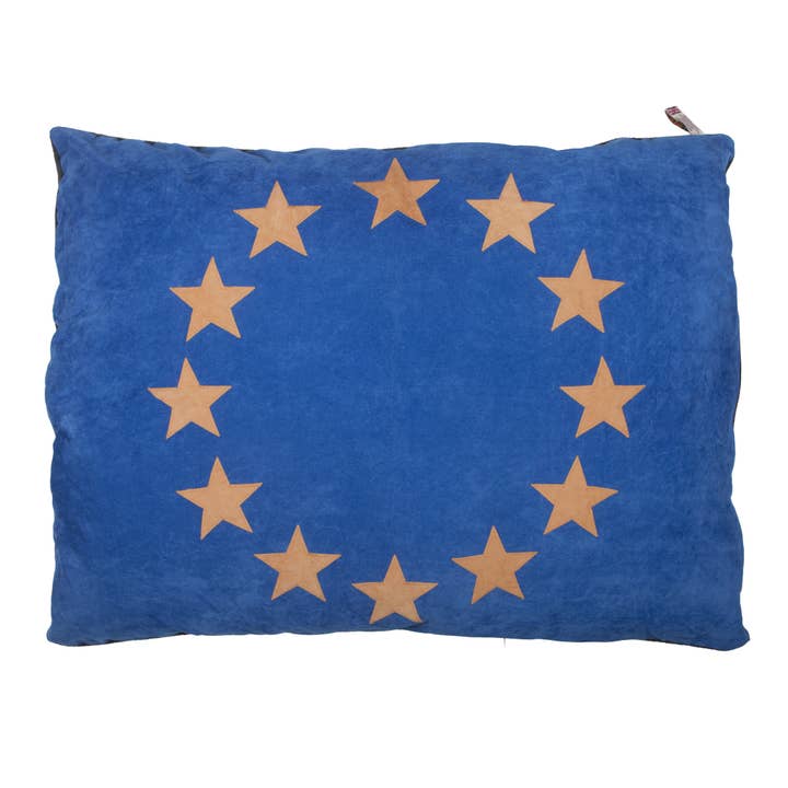 Lit pour chat - Drapeau de l'UE pour la vente par Creature Clothes
