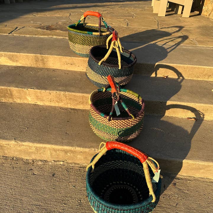 The African Home Goods - Wholesale Basket - Round Bolga Market Basket w/ Leather Wrapped Handle3
