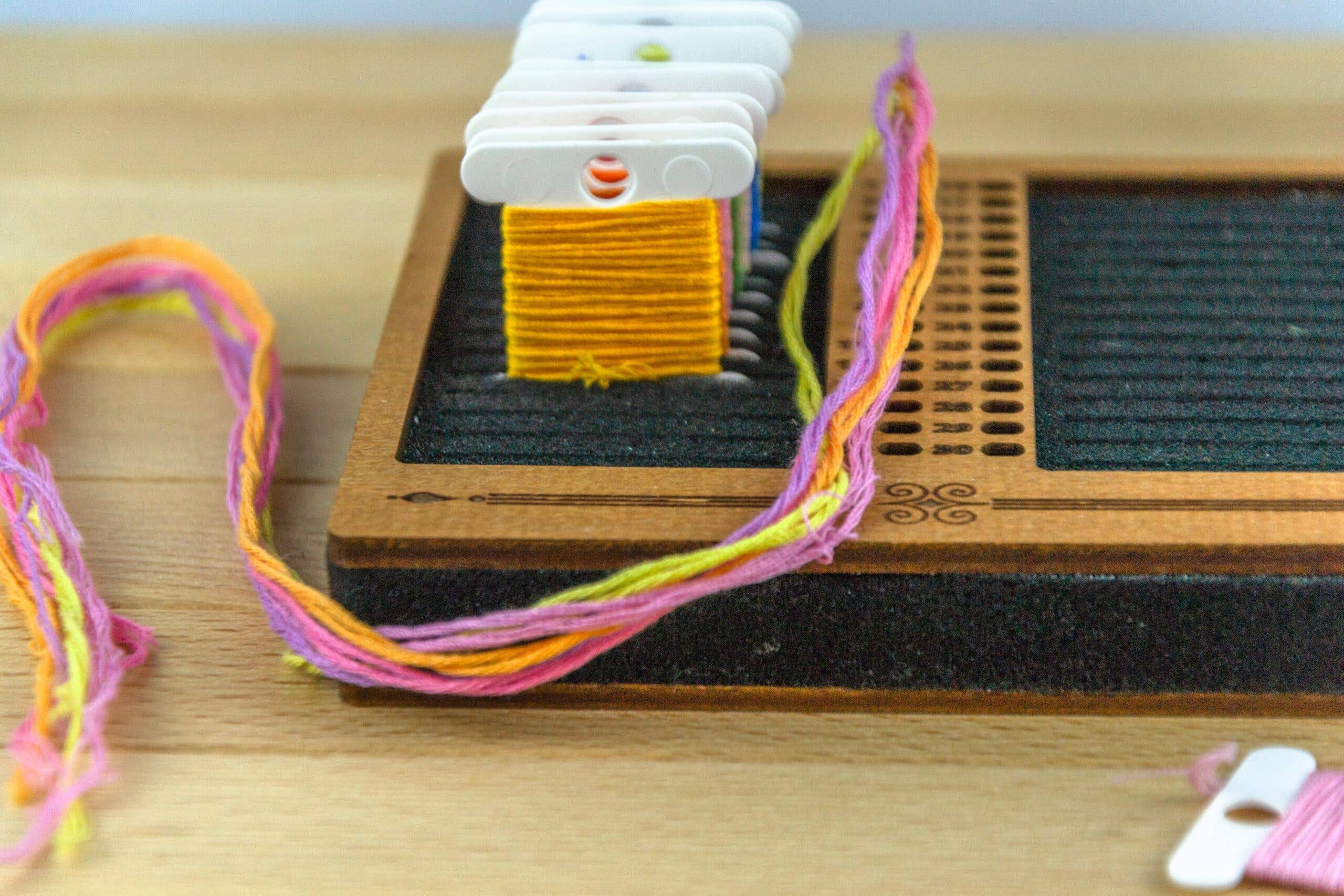 Embroidery craft - Wholesale Embroidery/Cross Stitch Supplies - PB-023-img-4 Foam stand for plastic bobbins (spools) thickness 1mm with holes for needles2