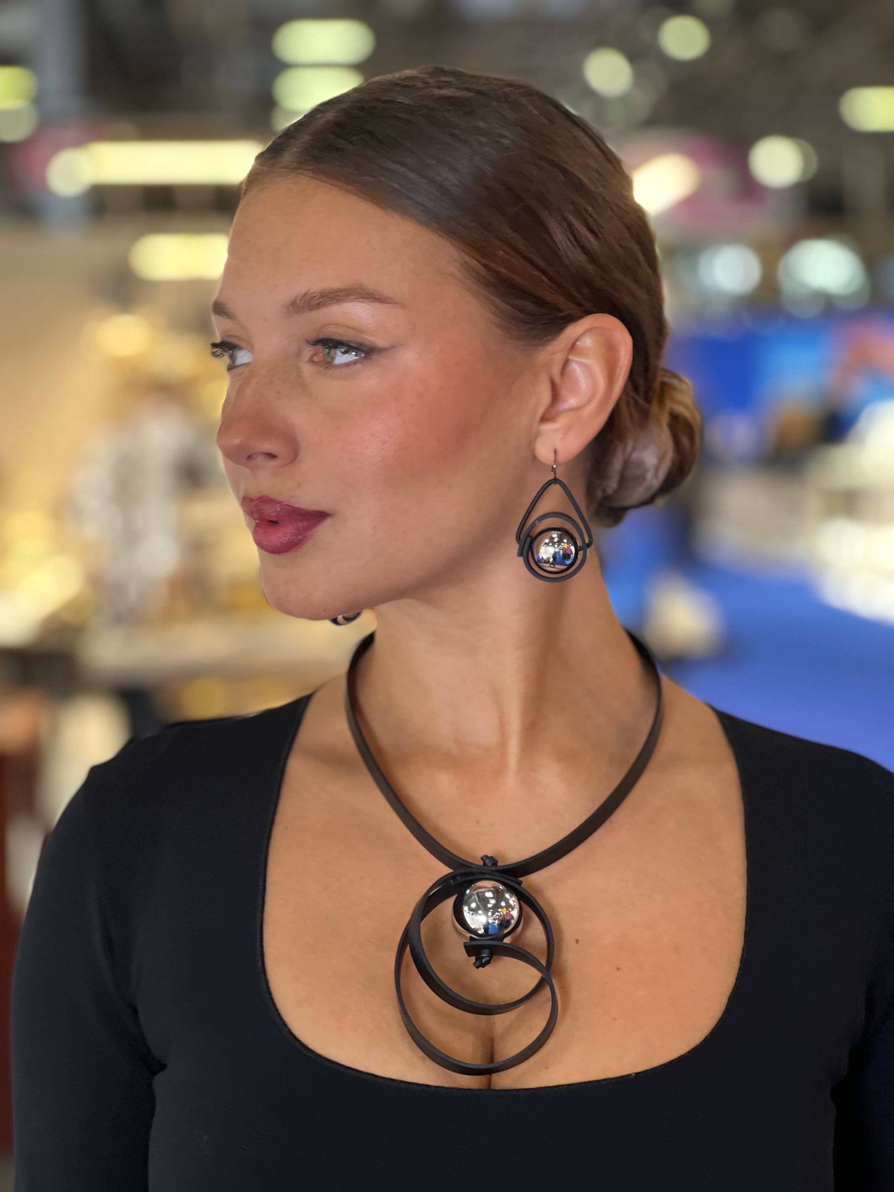 Samuel Coraux - Wholesale Pendant/Charm Necklace - MT Thinker Necklace0