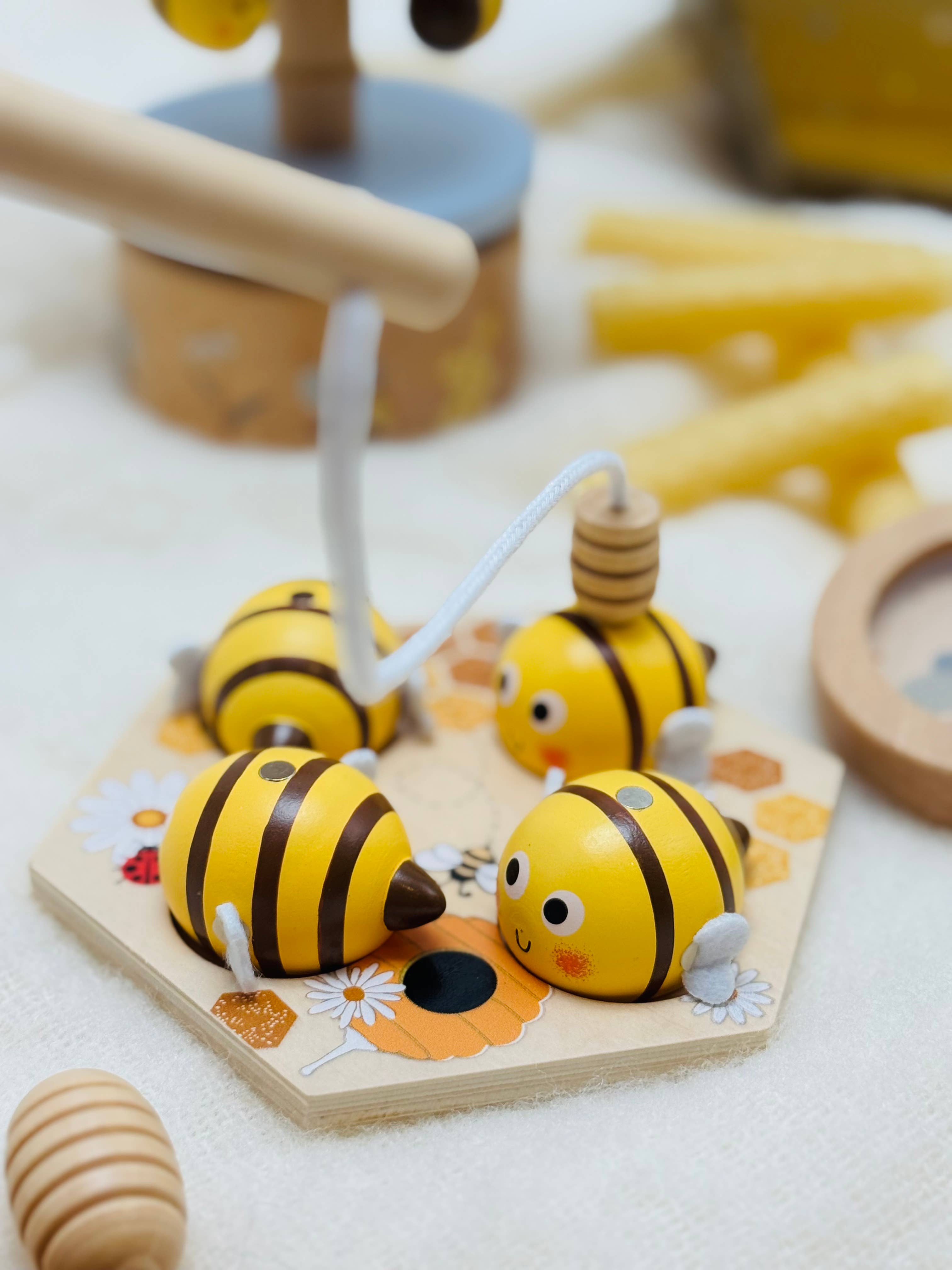 ToysLink - Wholesale Wood Toy - Kids - Wooden Bee Fishing Game1