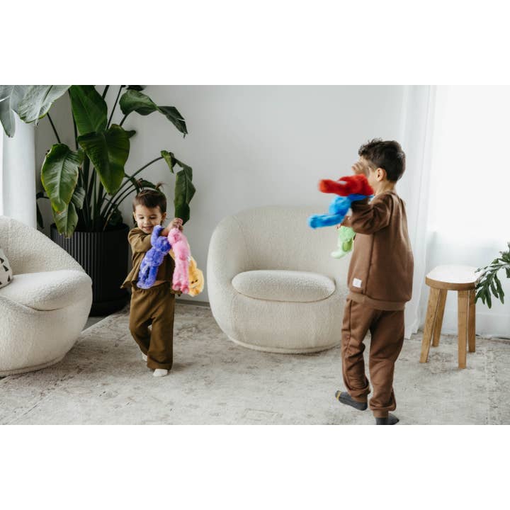 The Petting Zoo - Wholesale Stuffed/Plush Toy - Kids & Baby - 14" (28cm) Hanging Monkey Rainbow Assortment