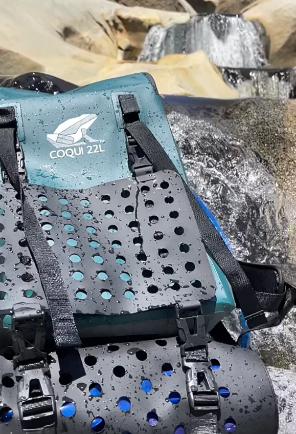 Amphipak – wholesale Backpack – Unisex – AMPHIPAK Waterproof Backpack: 22L Heavy Duty Zipper Closure 8