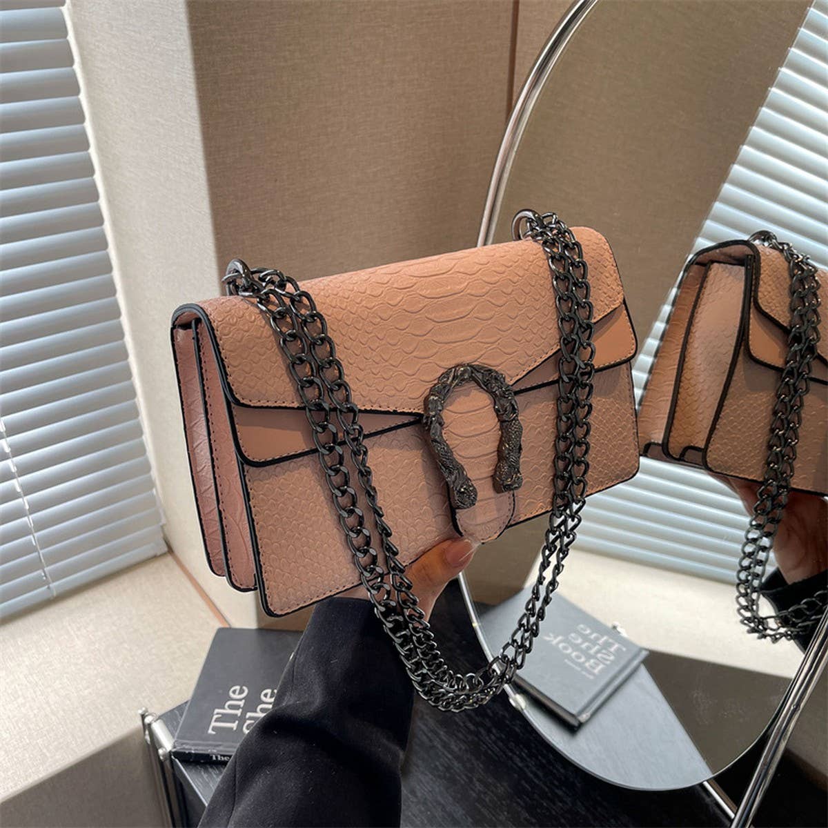 ACCITY - Wholesale Crossbody Bag - Women's - 2024 NEW CROSSBODY CHAIN SMALL SQUARE BAG_CWAB24618