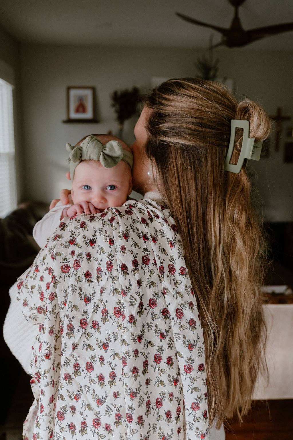 January Jane Shop - Wholesale Swaddle - Baby - Roses Blooming Swaddle3