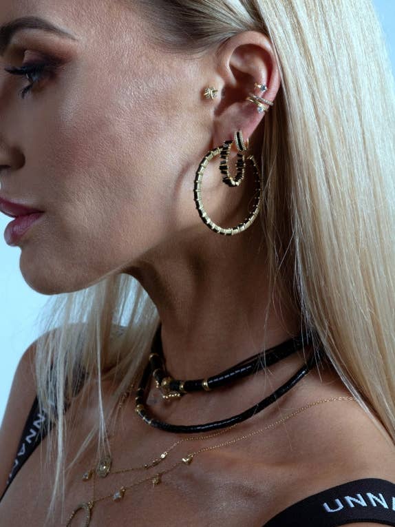 Zwarte Crystal Hoop Statement-oorbellen „Alice” voor wholesale door Nayla Jewelry