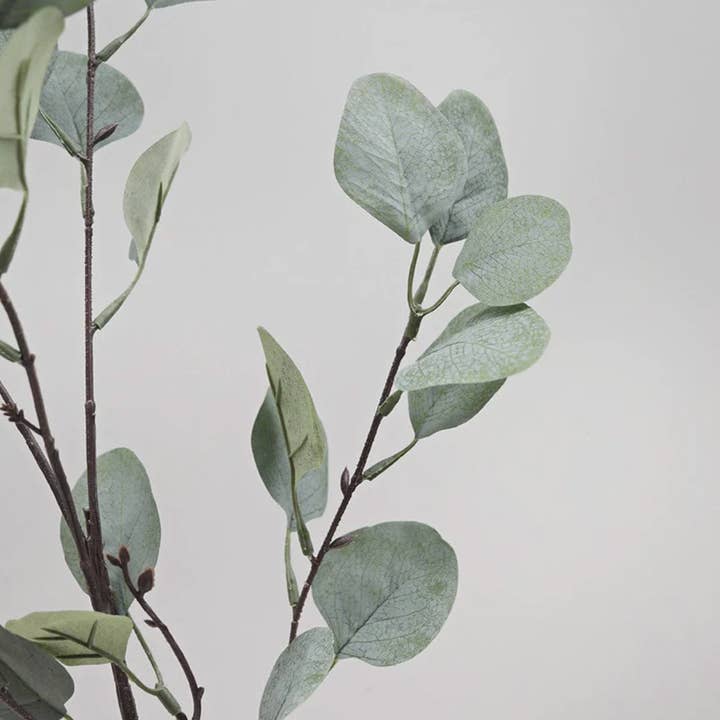Prestige Botanicals - Wholesale Artificial plant - Faux Eucalyptus Leaves 35.5"2