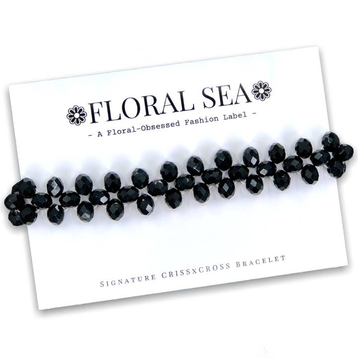 ❁ BLOMMIG HAV ❁ Signatur CrissxCross Armband i svarta tulpaner för wholesale av FLORAL SEA