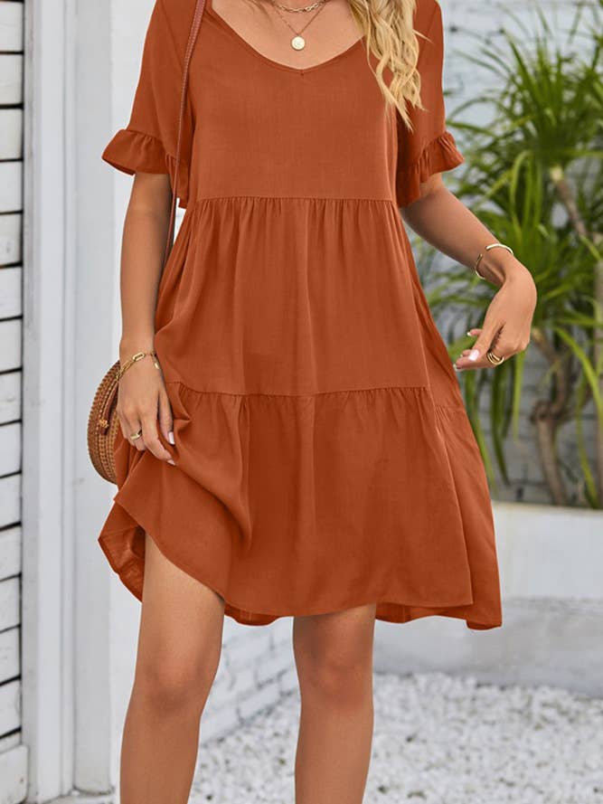 UNISHE - Vendita all'ingrosso Vestito - Donna - Abito A Balze Con Volant Con Scollo A V Semplice E Tasche MD03829