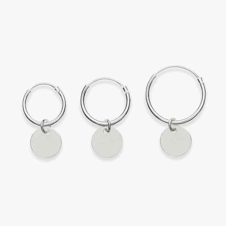 Boucle d'oreille Mini coin en argent pour la vente par Koi Atelier