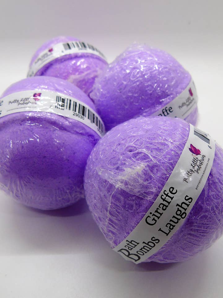 Giraffe Laughs Bath Bomb for wholesale by Pretty Little Industries Ltd