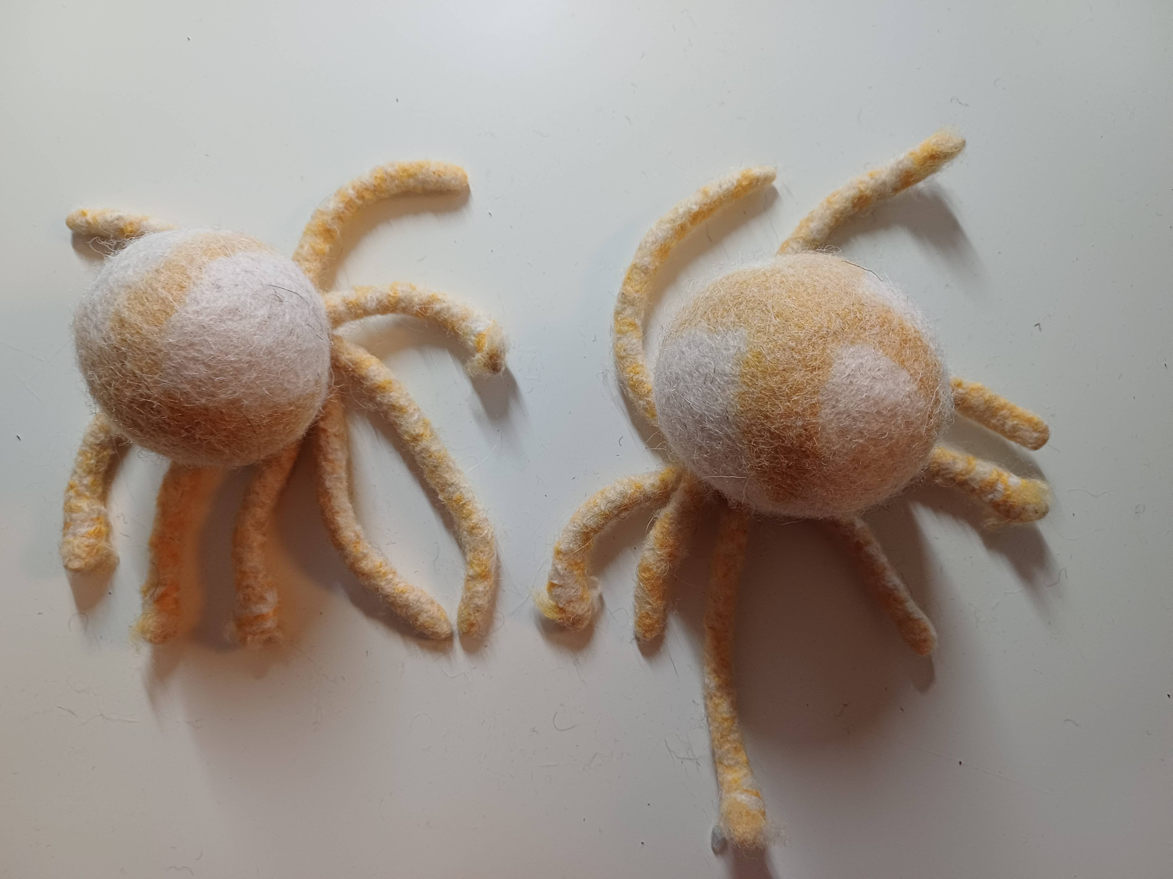 herzundhund - Wholesale Pet Toy - Dog - Octopus Made of Organic Wool Felt3