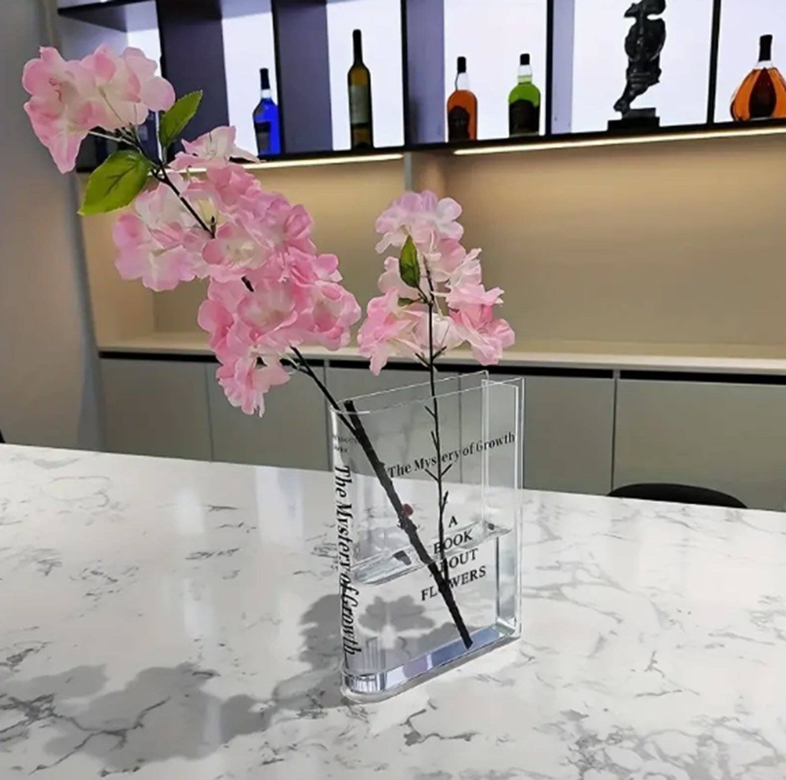 Shop Celino - Wholesale Vase - Acrylic Transparent Book Vase5