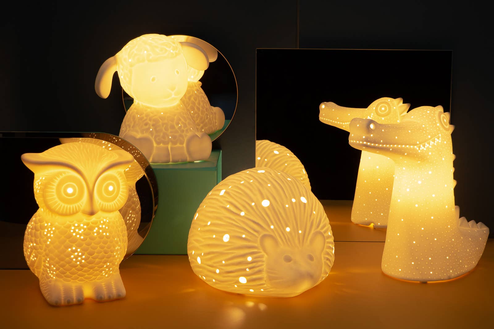 L. GLOW Home – Engroshandel Skrivebordslampe – Porcelænslampe -Krokodille2