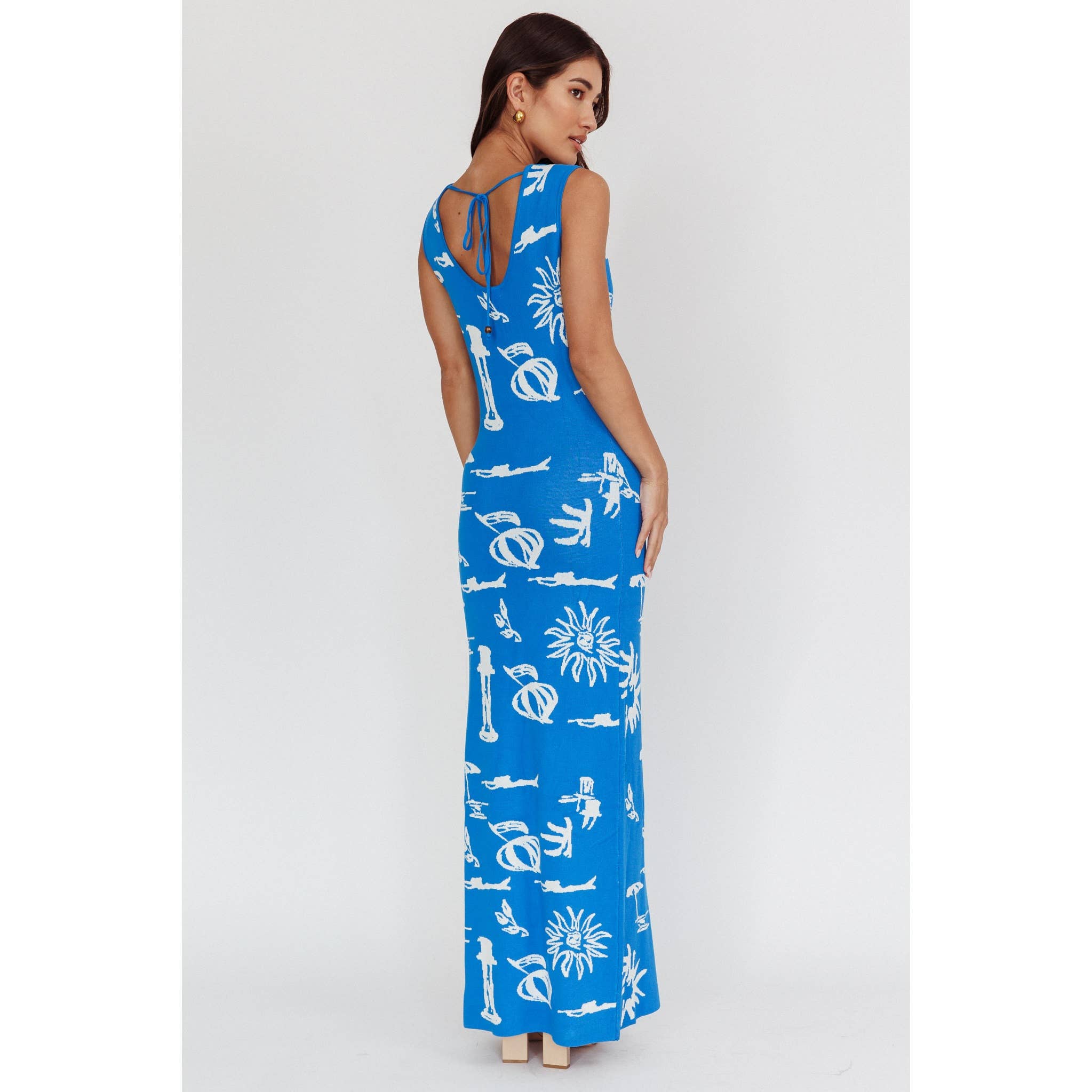 One and Only Collective – Vestido - Mulher por atacado – VESTIDO MAXI SEM MANGAS COM DETALHES COM VIBRAÇÕES OCEÂNICAS1