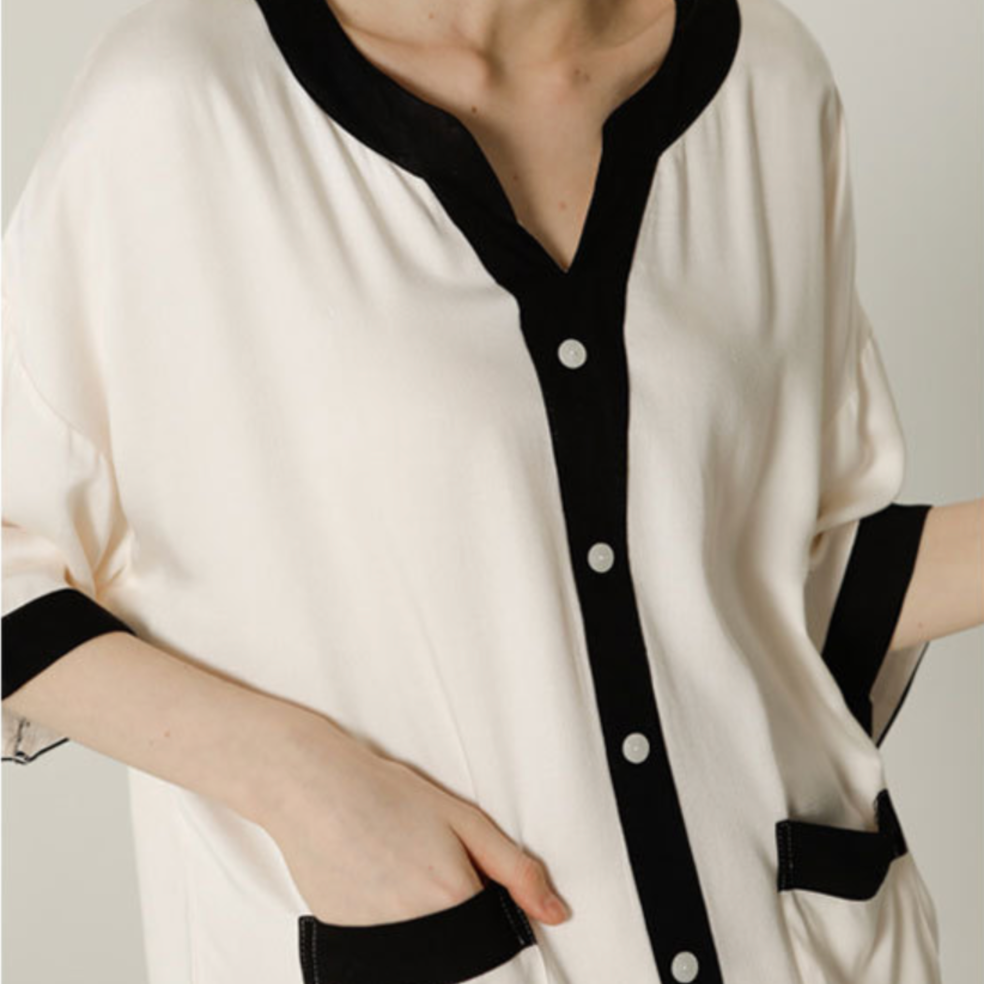 DrifWoo - Wholesale Loungeset - Dames - Tweekleurige Viscose Loungeset – Chic & Lichtgewicht5