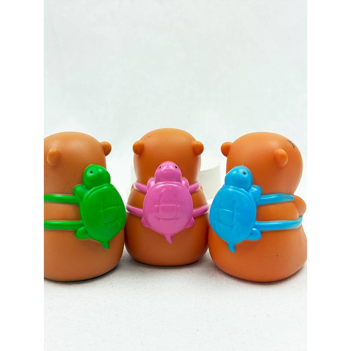 MIX COLOR Capybara Squishy Toy for wholesale on Faire1