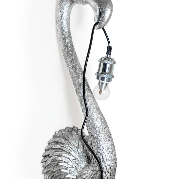 Lampe murale en forme de tête de flamant rose en argent antique pour la vente par McGowan & Rutherford Ltd