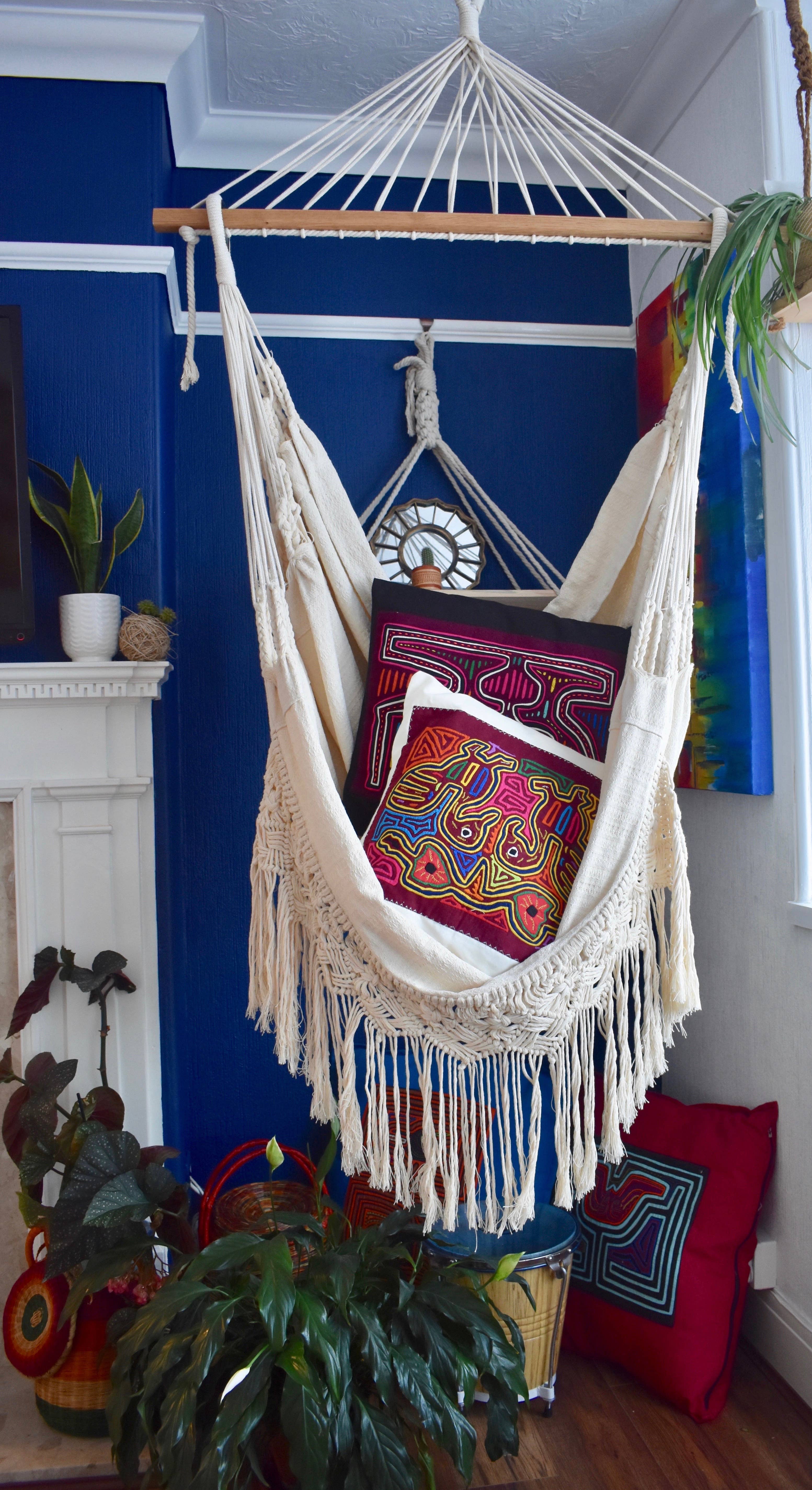 Zero - Wholesale Hammock - Luxury Macrame Hammock Chair with Wooden support1