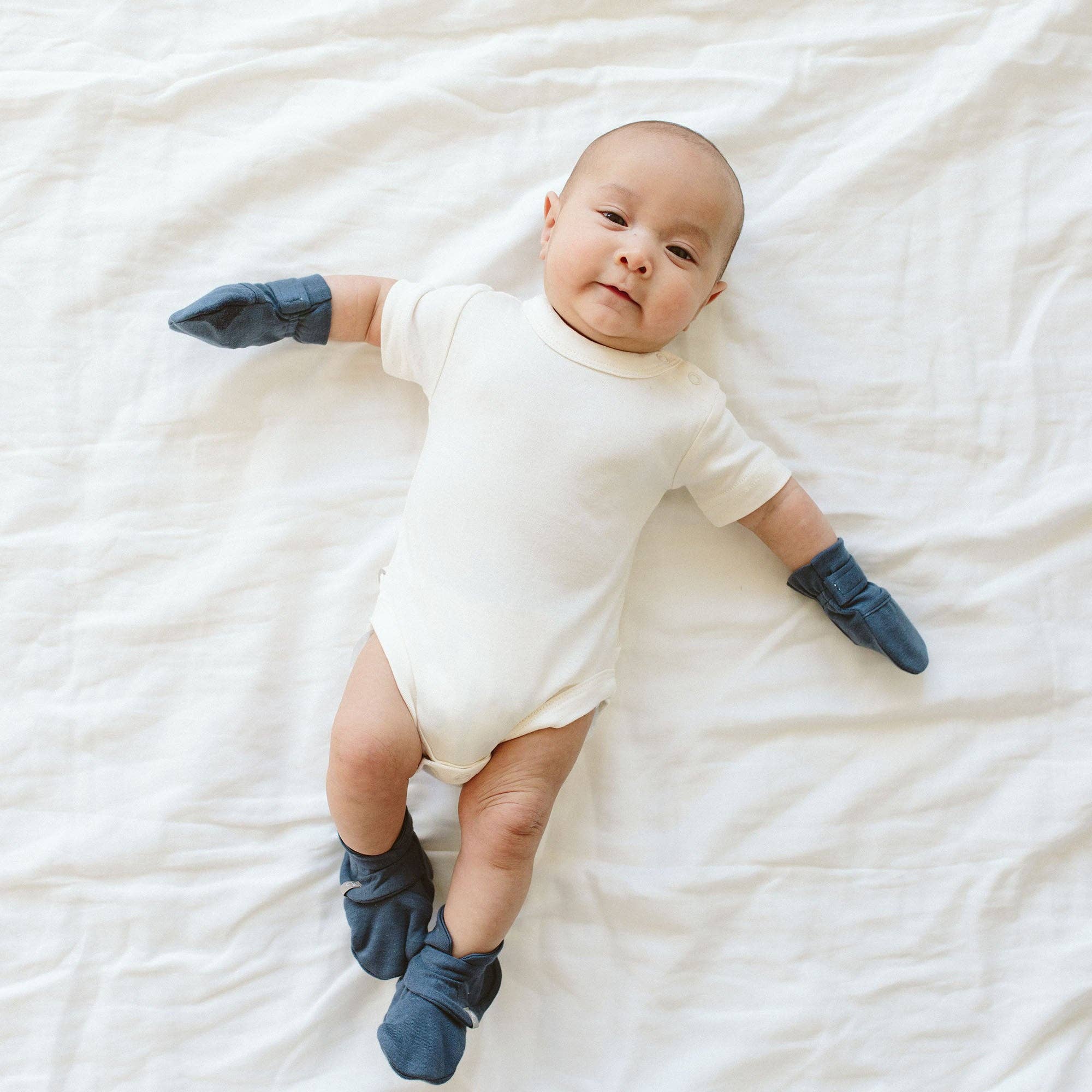 goumikids - Wholesale Booties - Baby - Stay On Baby Boots - Midnight2