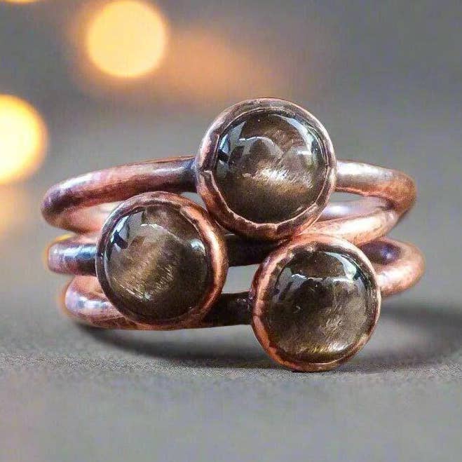 Bague Bohème en Pierre de Lune Noire Faite à la Main par Blackbird & Sage pour la vente par Blackbird & Sage Jewelry