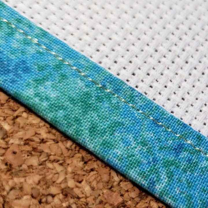 Teal Blend - Garniture personnalisée pour la vente par Rogue Stitchery