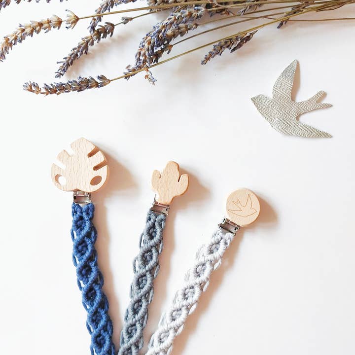 Honorine&Jean – wholesale Pacifier clip – Baby – Wooden Clip Pacifier Clip