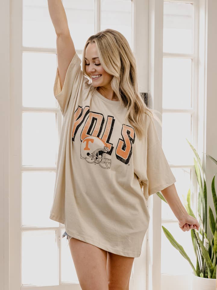 LivyLu - Wholesale Screen Printed T-Shirt - Women's - Tennessee Vols Helmet Fade Off White One Size Tee