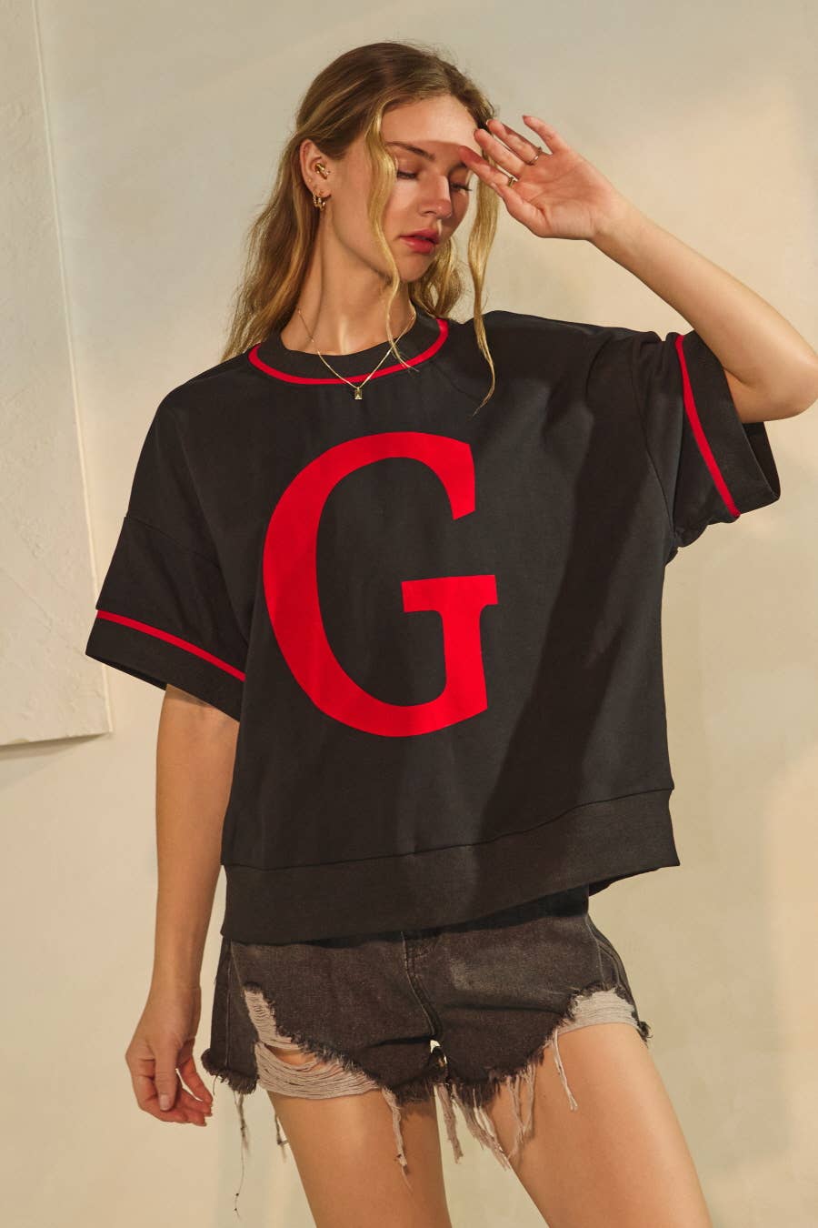 Black Boxy Short-sleeve Sweatshirt for wholesale on Faire2