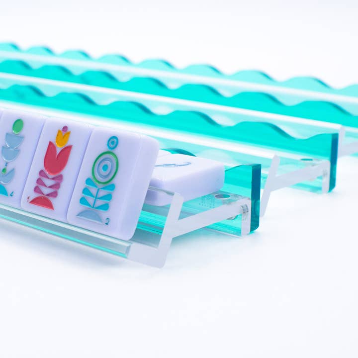 My Fair Mahjong - Wholesale Board Game - Wavy Acrylic Mahjong Racks | Many Colors | Magnetic Pushers