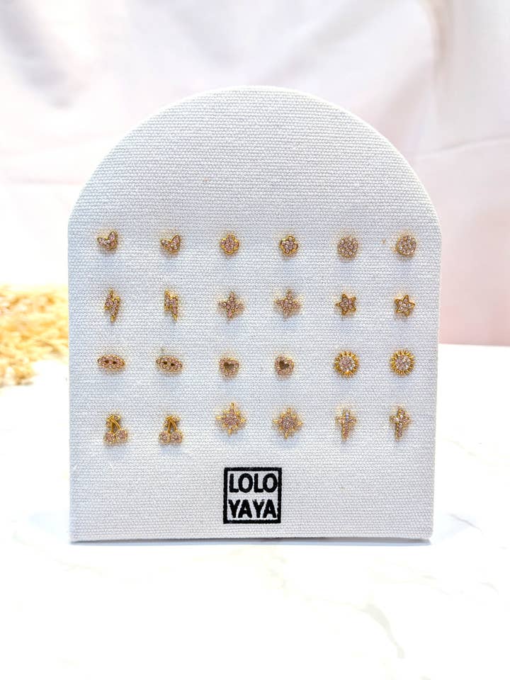 Conjunto de 12 pares de brincos de strass 4€40/u por atacado de LOLO & YAYA