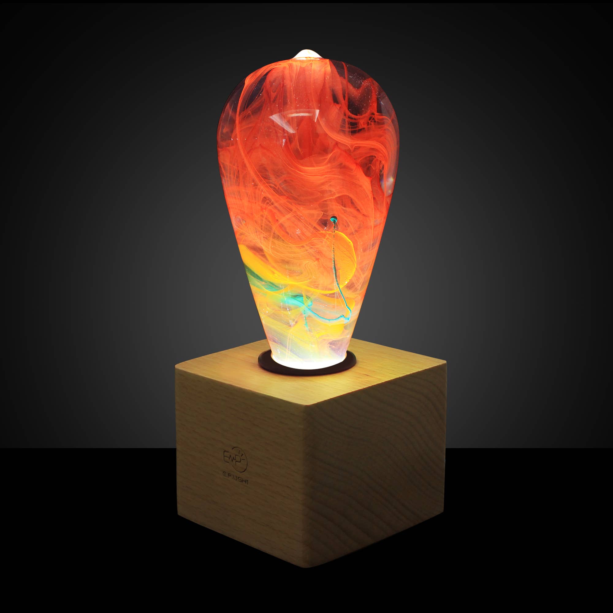 EP Design Lab - Wholesale Light Bulb/Puck - Nebula Led Bulb3