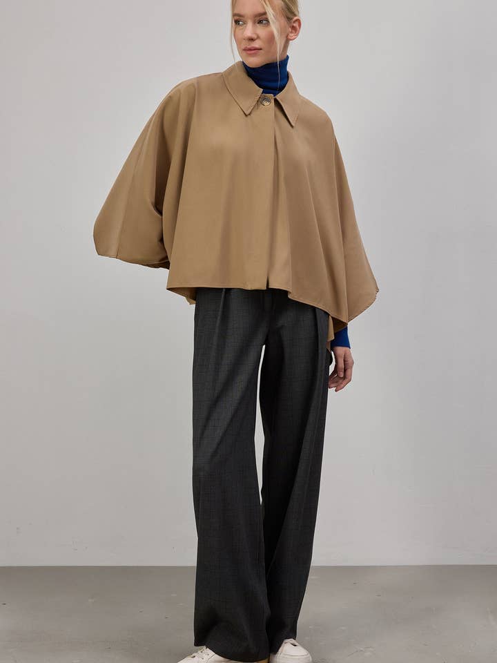 SHORT TRENCH PONCHO for wholesale by Touché Privé