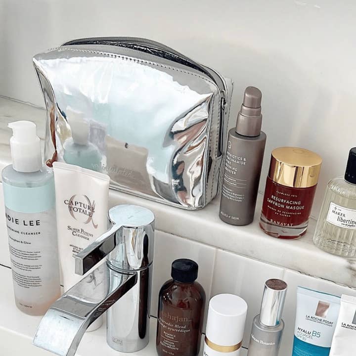 WELLinsulated - Wholesale Makeup/Cosmetic Bag - Performance Beauty Bag