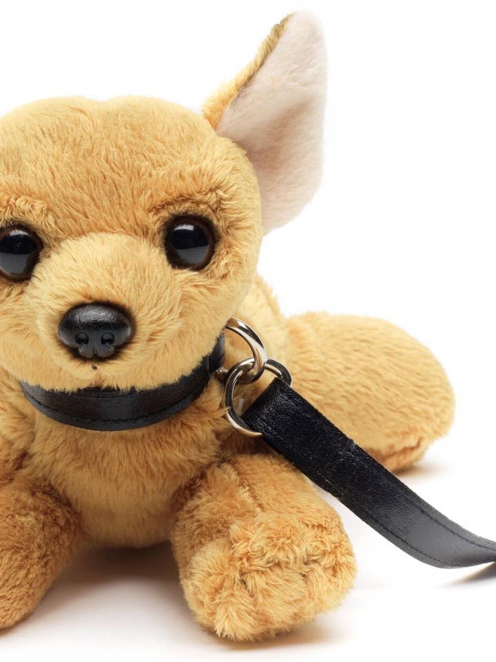 Peluche Chihuahua avec laisse - jouet en peluche câlin pour la vente par Uni Toys